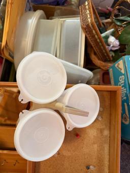 Assorted House wares, Kitchen wares holiday, some Tupperware - large lot