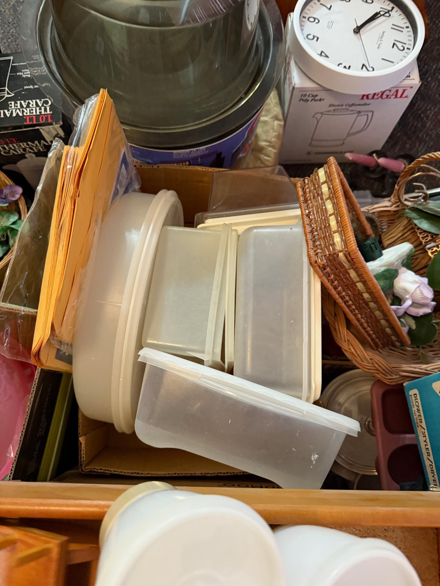 Assorted House wares, Kitchen wares holiday, some Tupperware - large lot