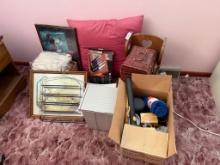 Throw Blankets, Pillow, knife set, decor +