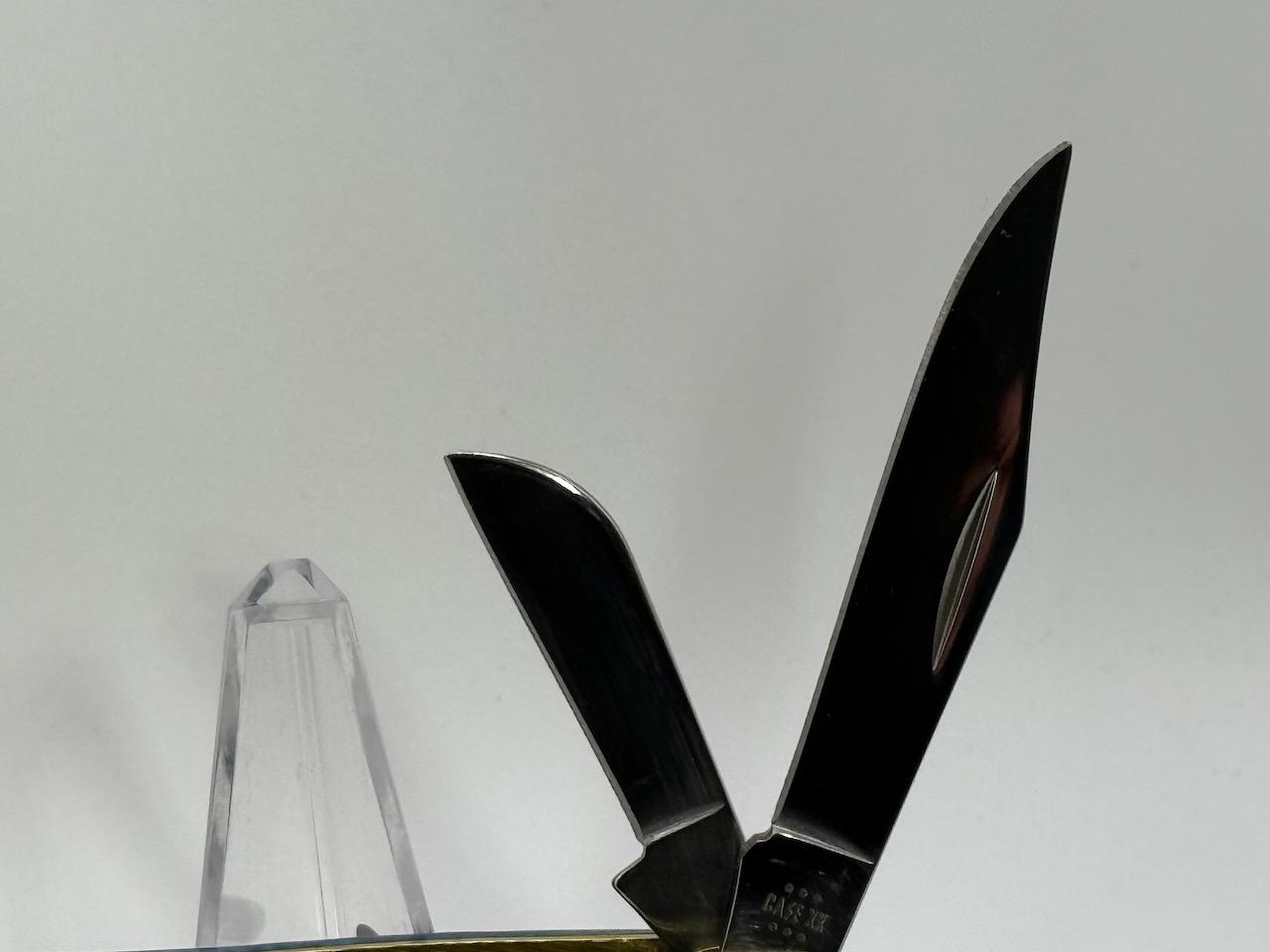 Case XX 6344 SS Pocket Knife, 3 Blades, Jigged Blue Bone Handle, NIB