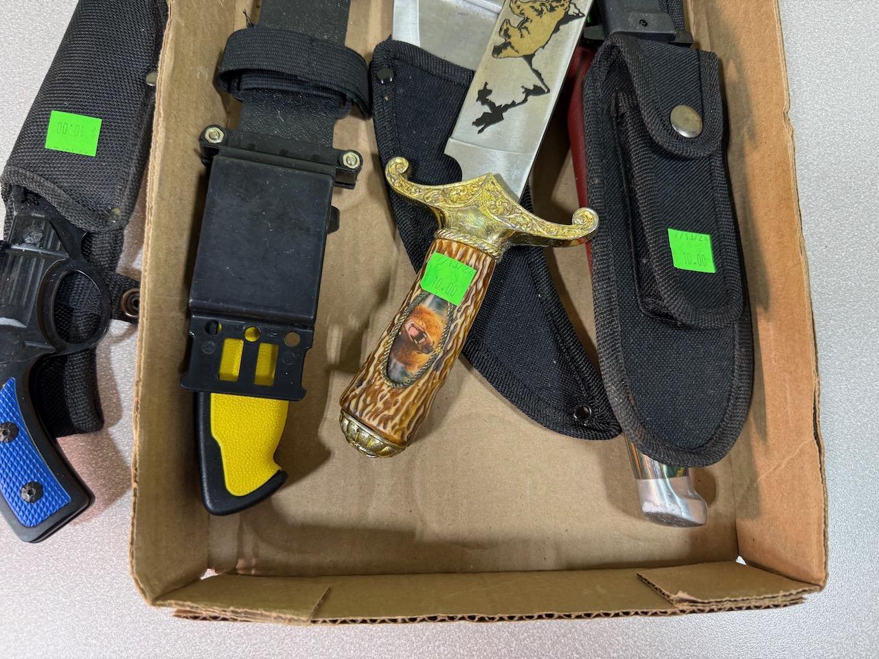 Knives lot of 6, 1 is decorative