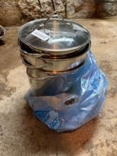 Stainless Steel Pots (4 - 6 Qt.) w/ Strainer270