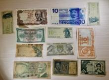 12 pcs- Collection Foreign Banknotes, Spain, Netherlands, Indonesia, & more, sells times the money