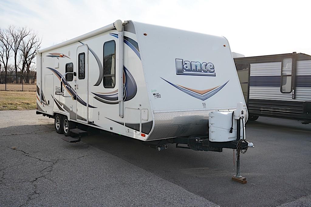 2014 LANCE 2295