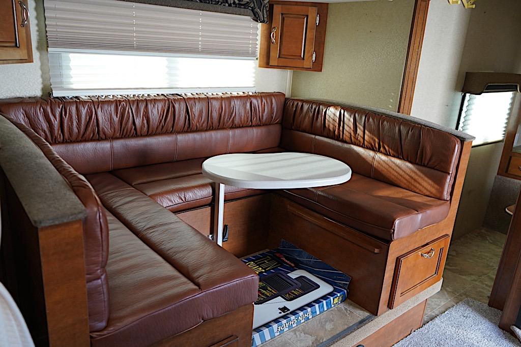2014 LANCE 2295