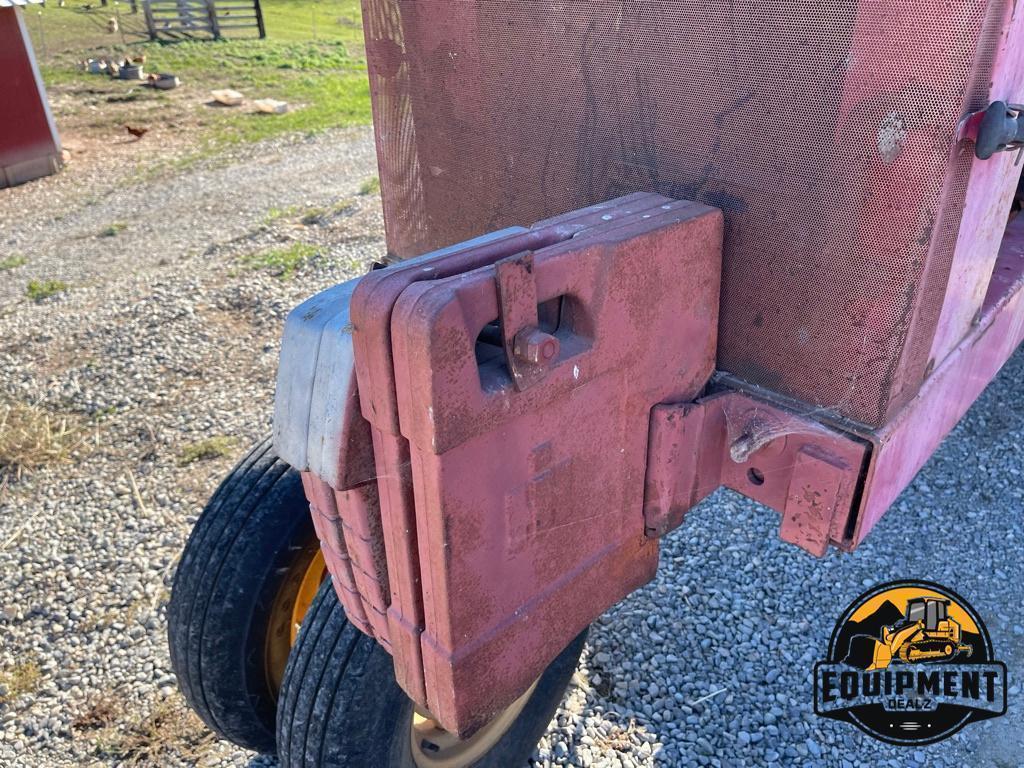 Massey Ferguson 655 Swather