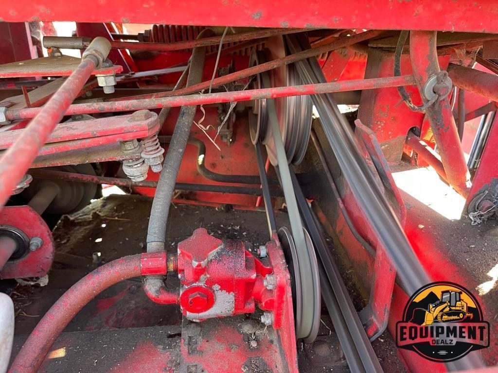 Massey Ferguson 655 Swather