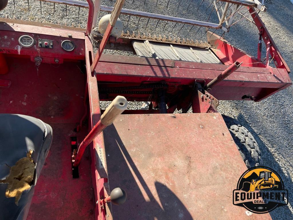Massey Ferguson 655 Swather