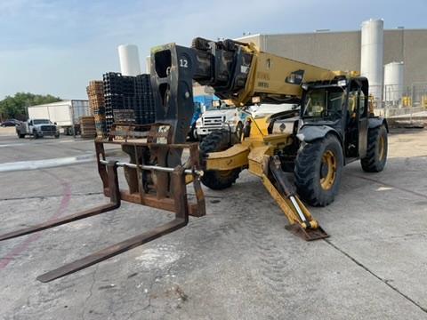 2012 TL1255C CAT Telehandler