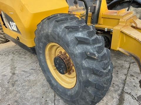 2012 TL1255C CAT Telehandler