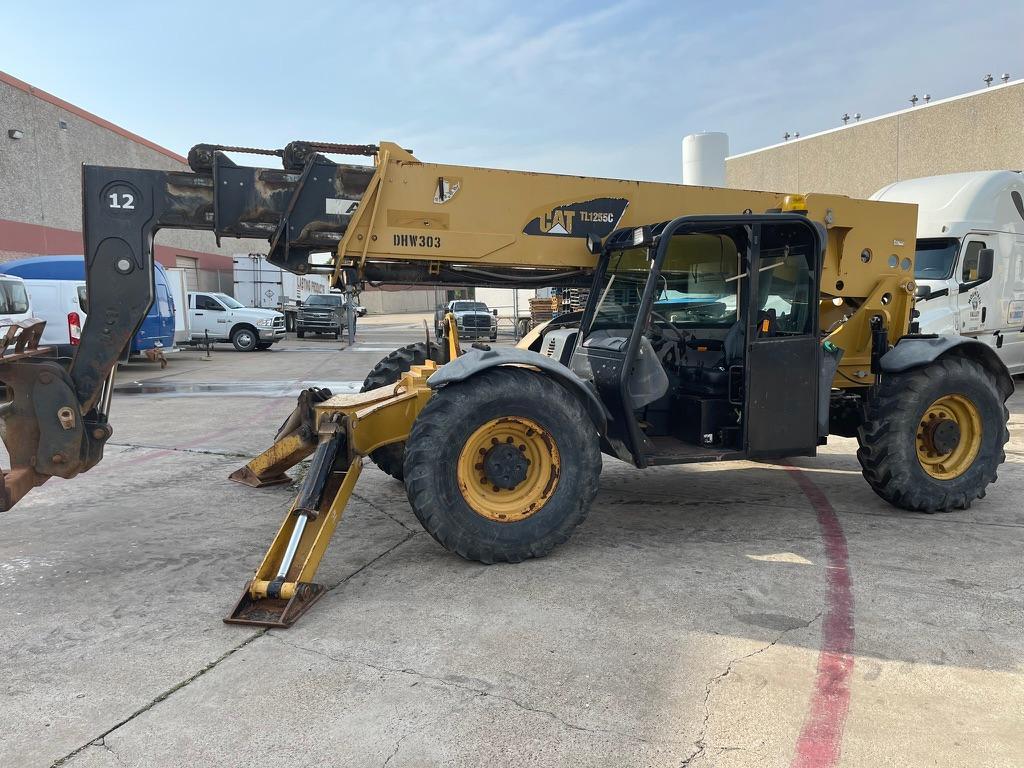 2012 TL1255C CAT Telehandler