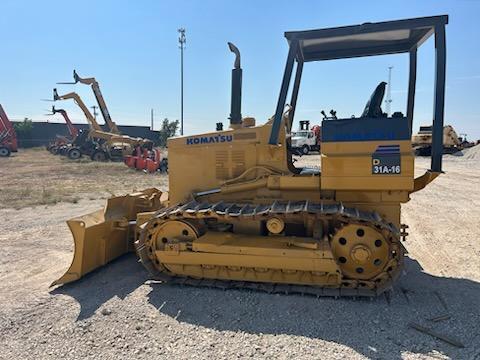 Komatsu D31A-16 Dozer