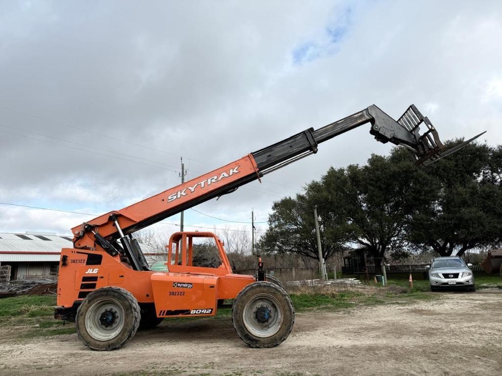 2018 JLG Skytrak 8042 8K Capacity Telehander