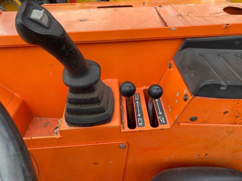 2018 JLG Skytrak 8042 8K Capacity Telehander