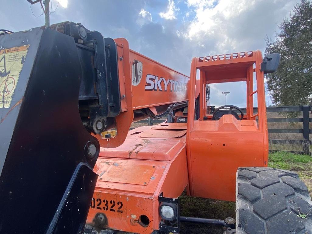 2018 JLG Skytrak 8042 8K Capacity Telehander