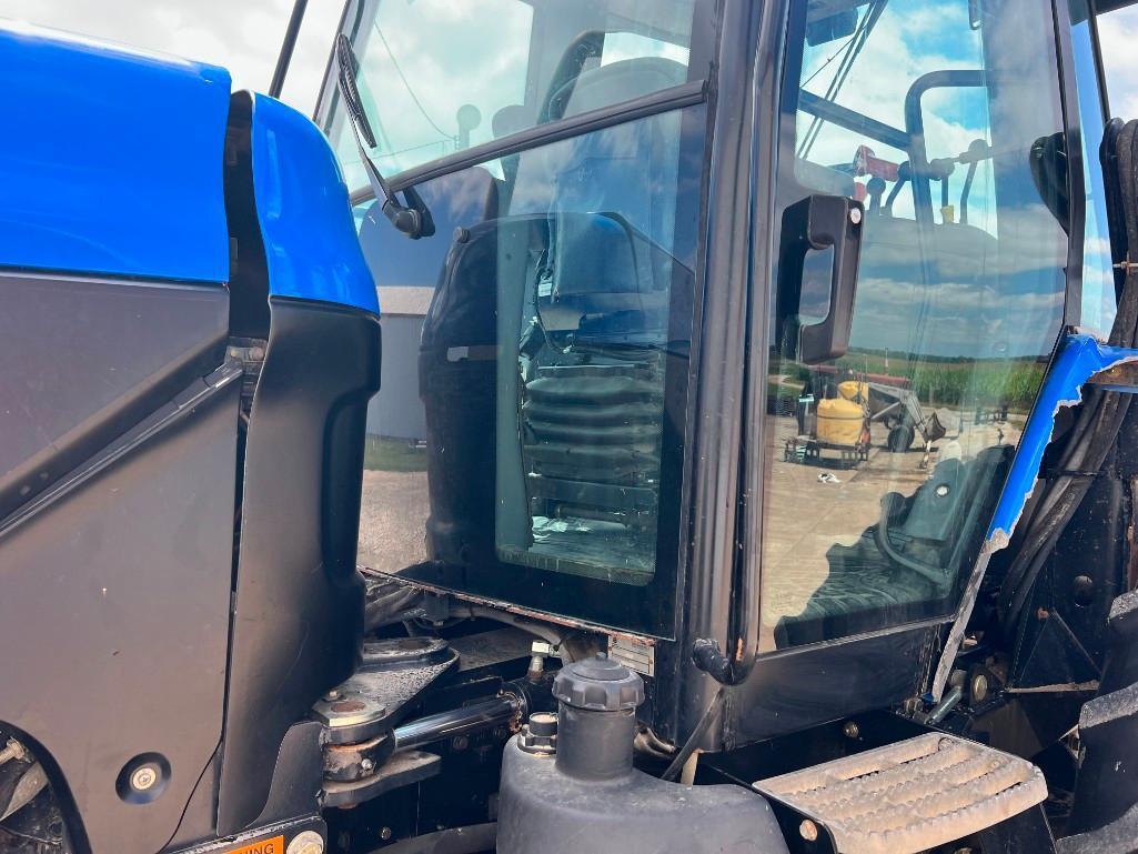 2005 New Holland TV145 bi-directional 4wd tractor