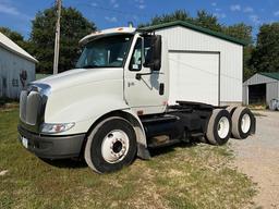 2004 International 8600 day cab semi