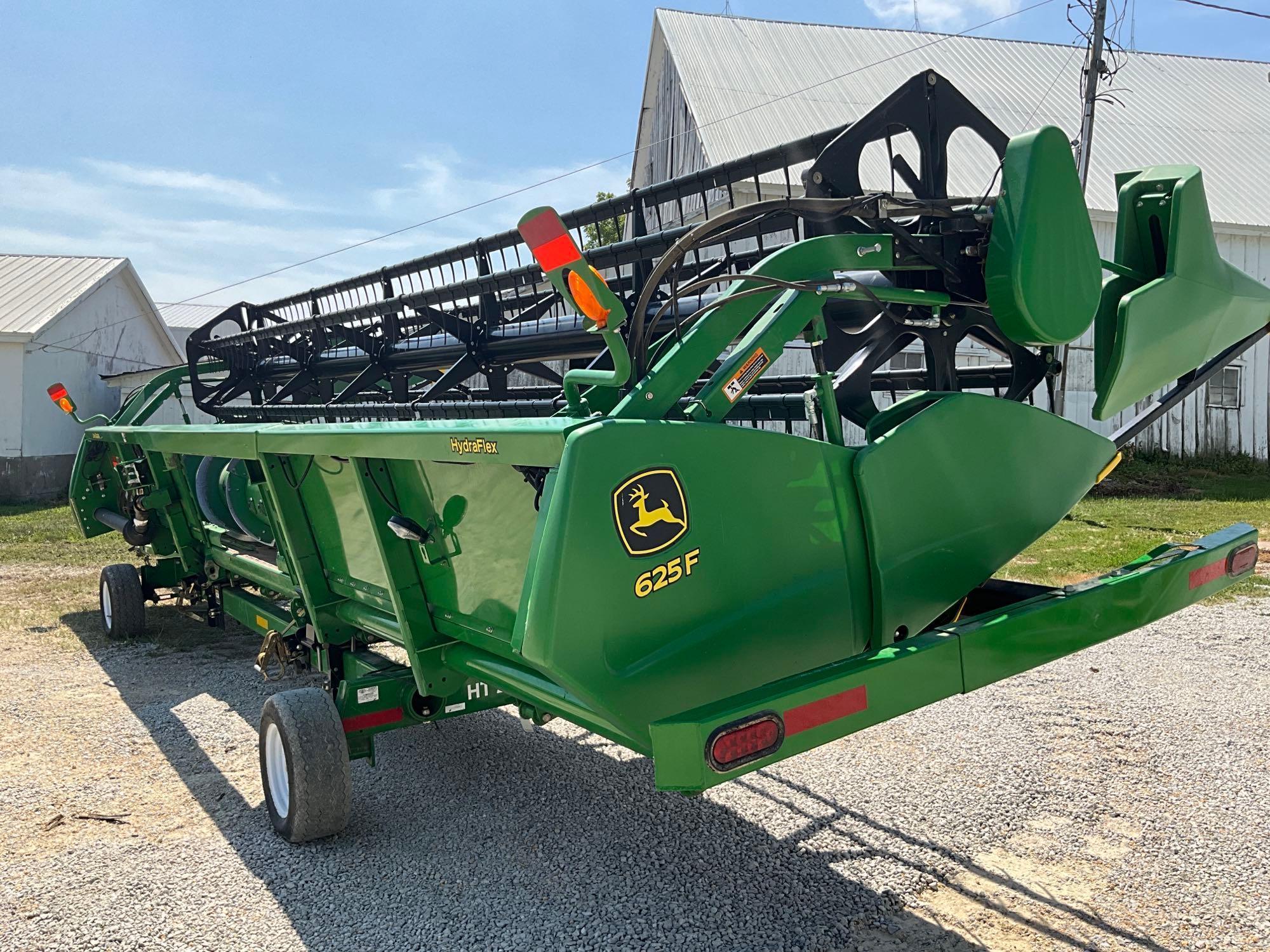 2013 John Deere 625F 25ft. platform