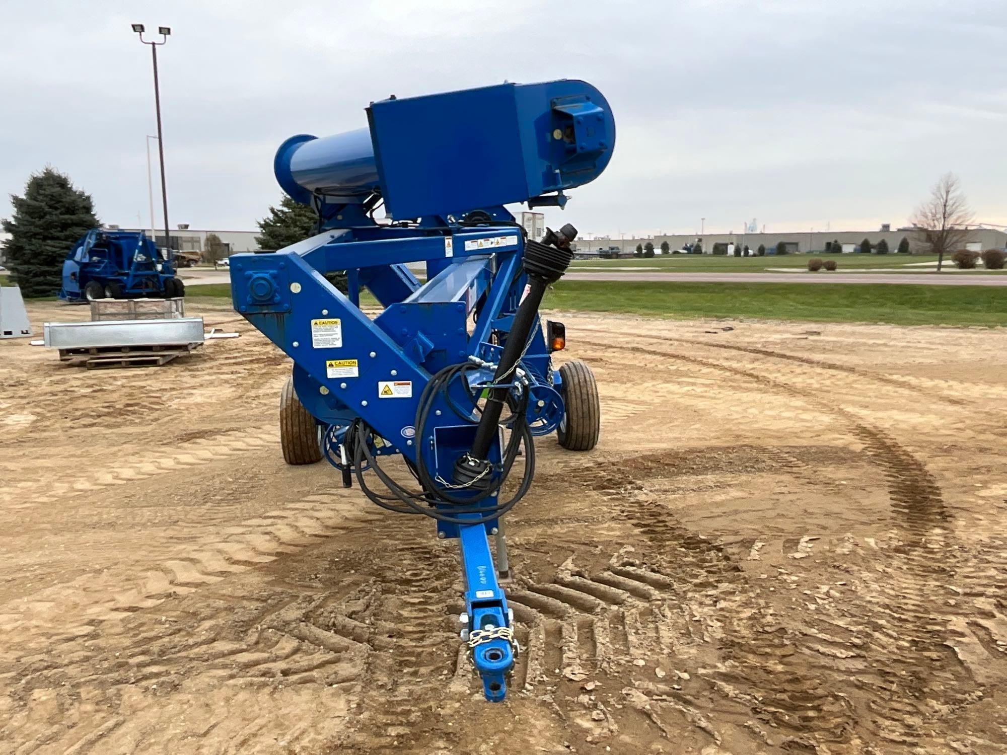 2019 Brandt 8510 Grain Bag Unloader