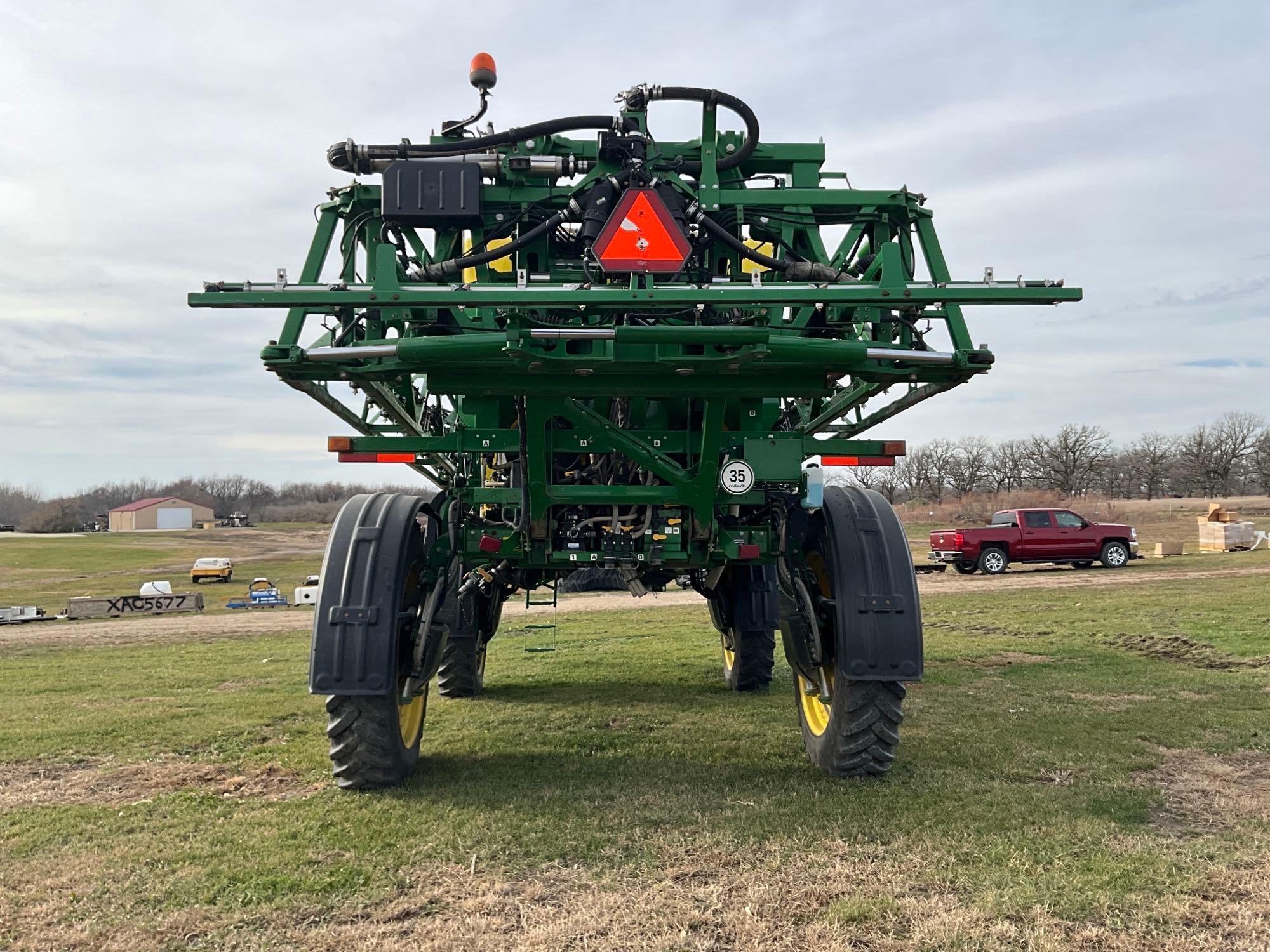 2016 John Deere R4038 Self Propelled Sprayer