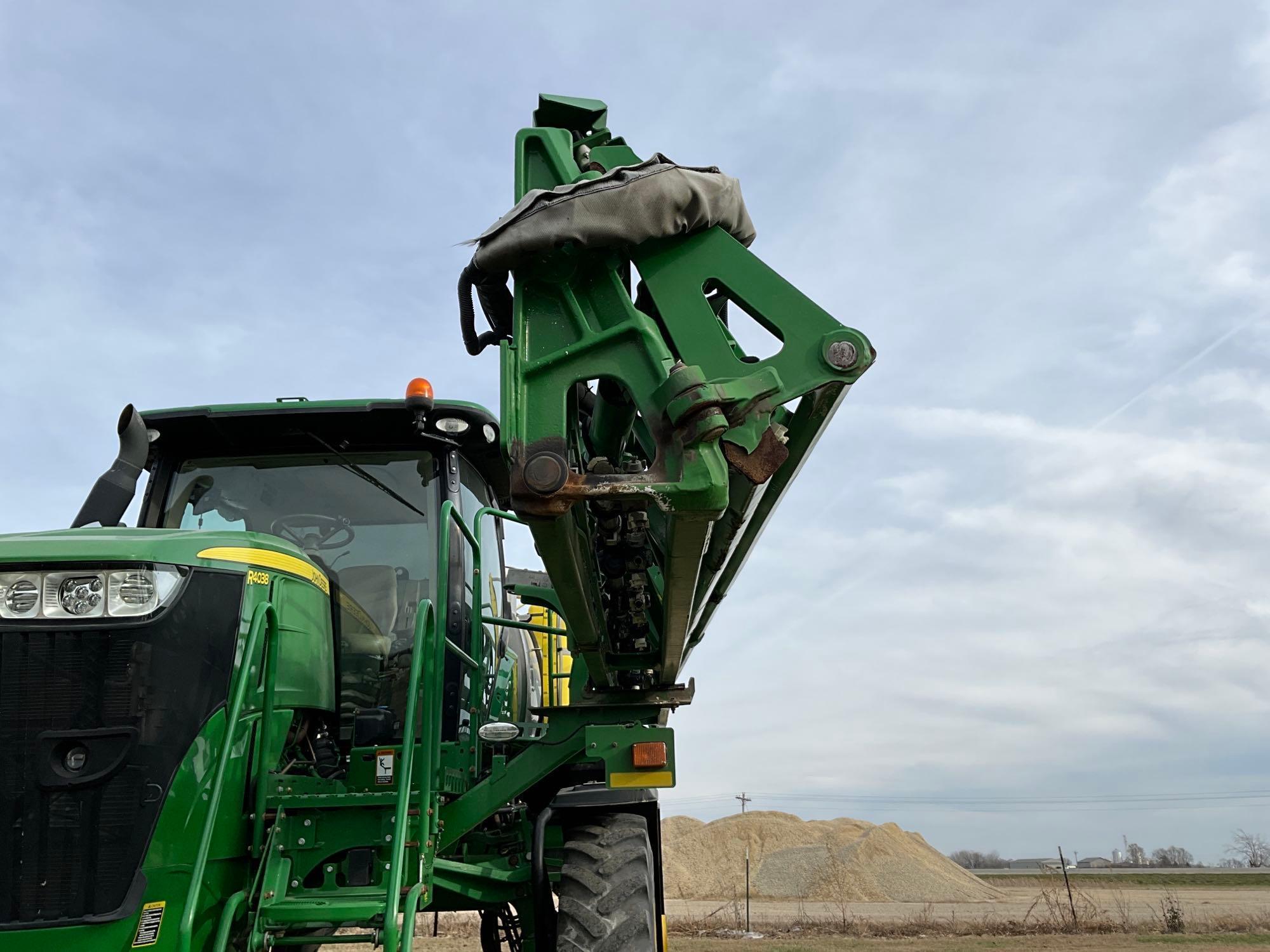 2016 John Deere R4038 Self Propelled Sprayer