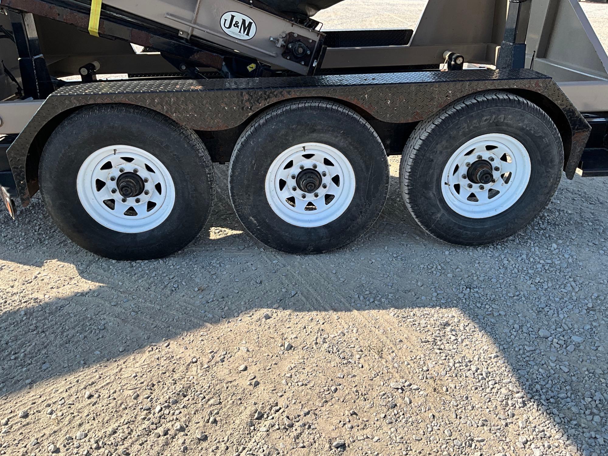 2011 J&M 375ST Seed Tender