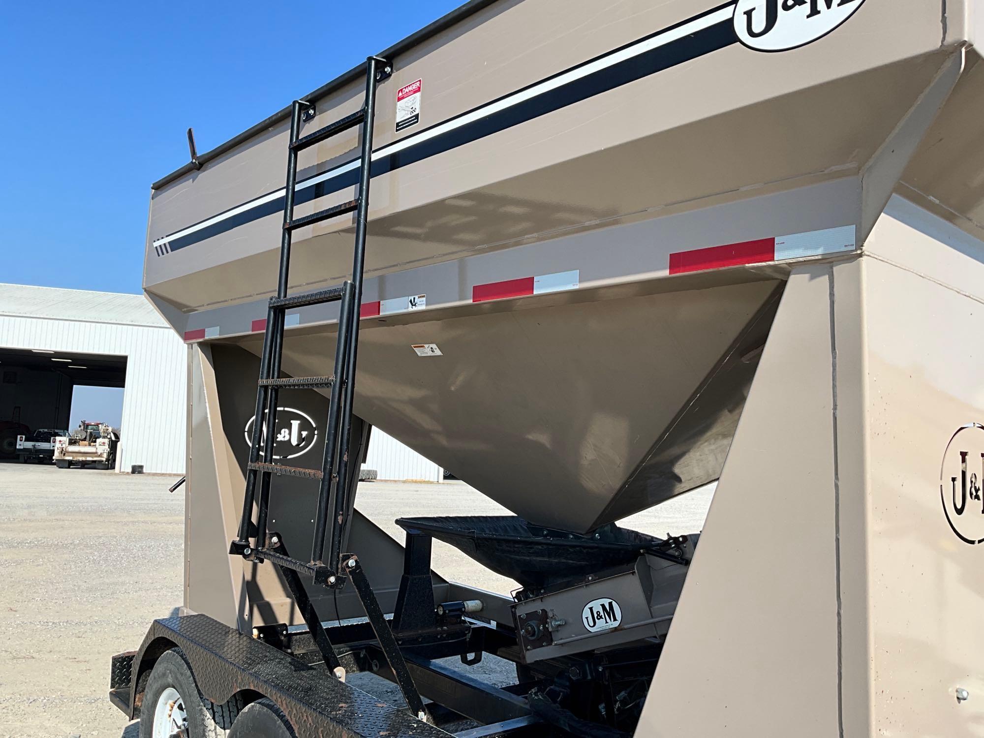 2011 J&M 375ST Seed Tender