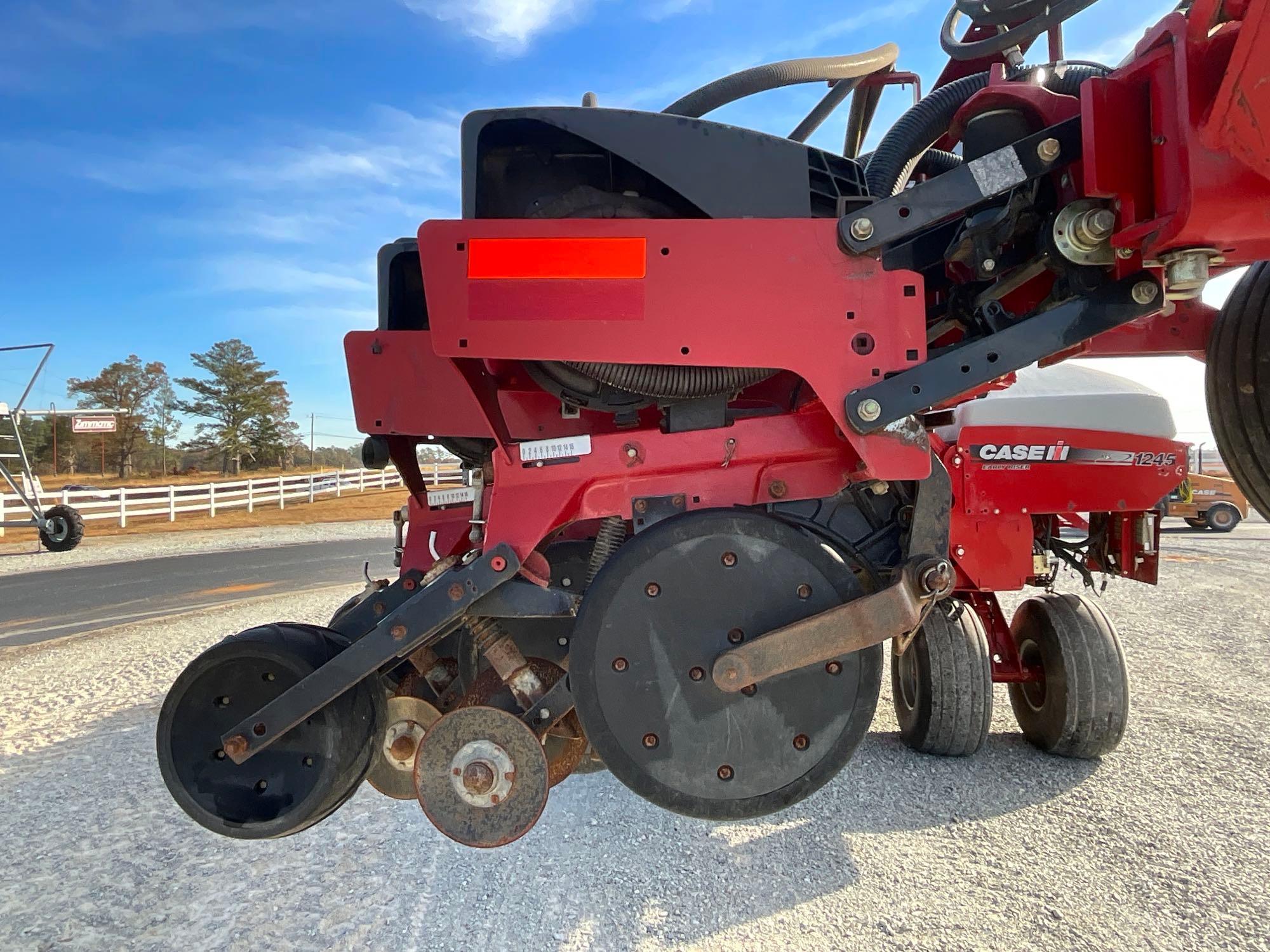 2013 Case IH Early Riser 1245 16/31 Row Bulk Fill Planter