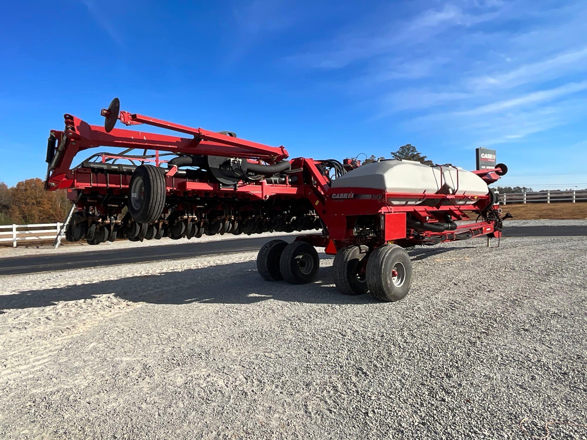 2013 Case IH Early Riser 1245 16/31 Row Bulk Fill Planter
