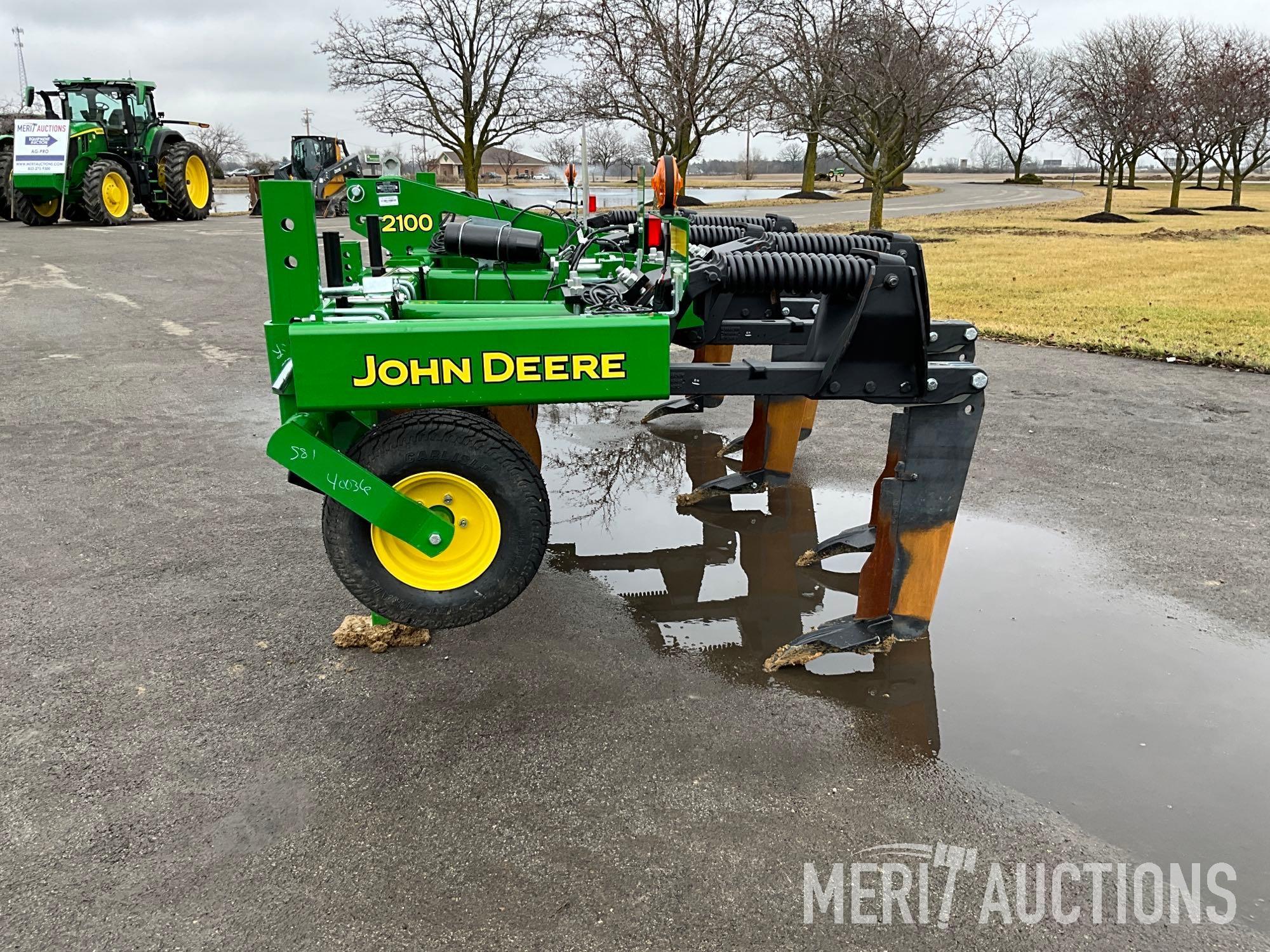 2023 John Deere 2100 Ripper