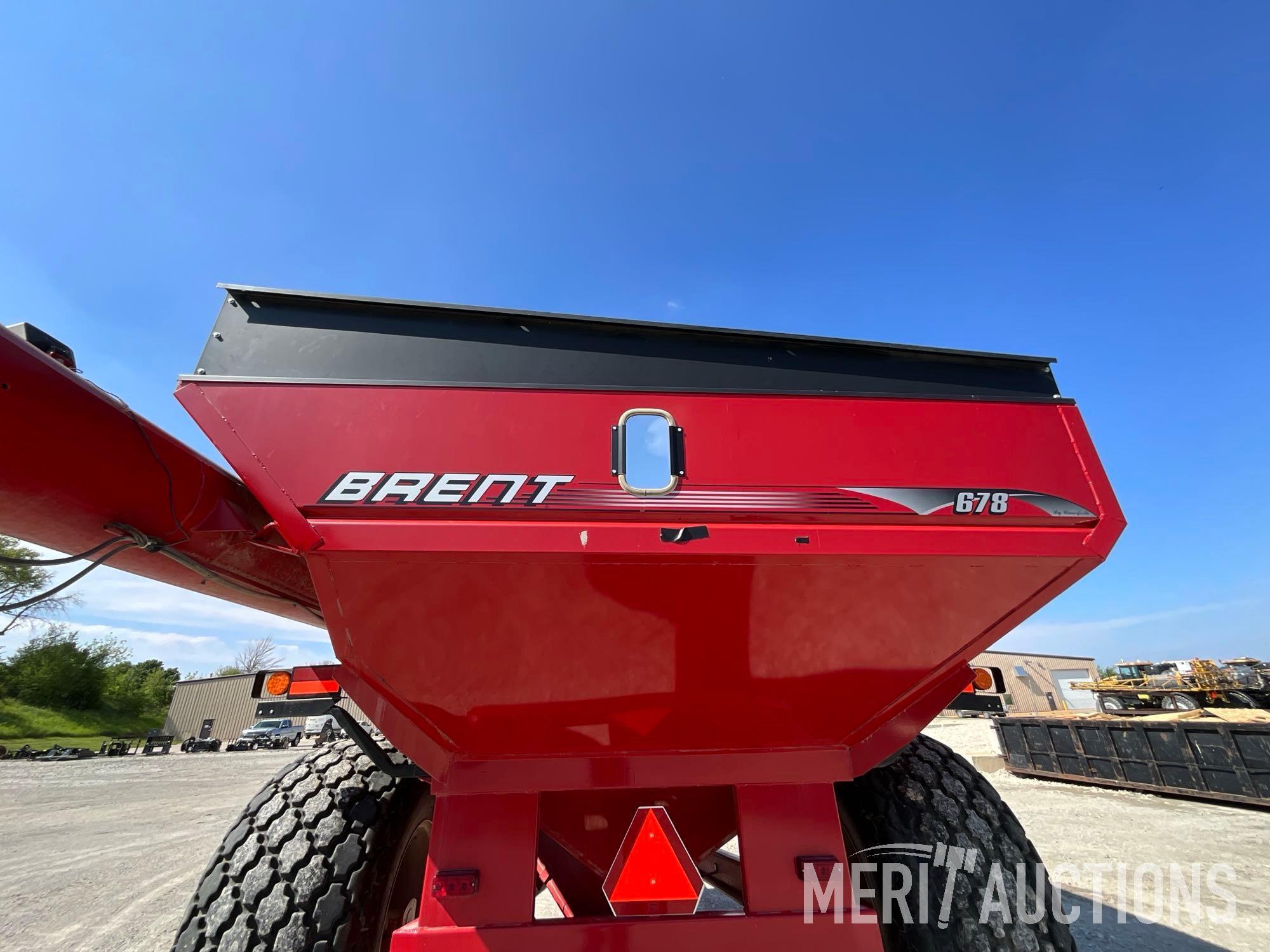 2010 Brent 678 Grain Cart