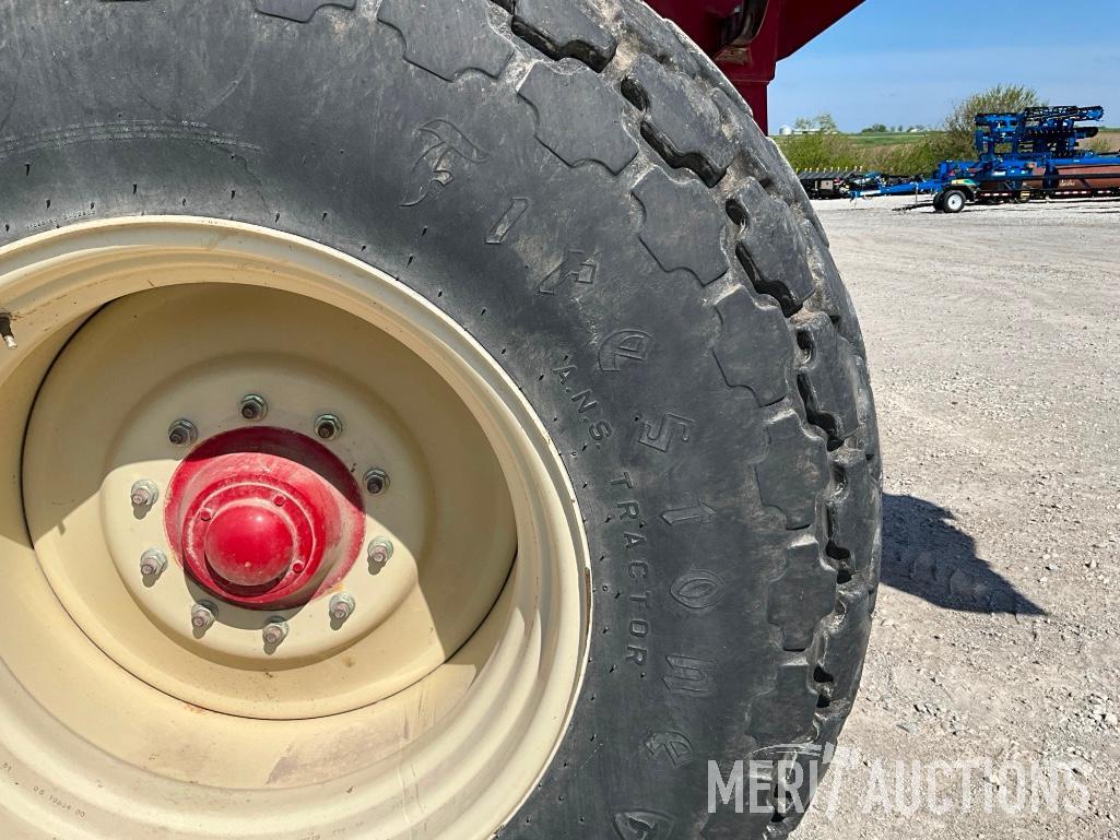 2010 Brent 678 Grain Cart