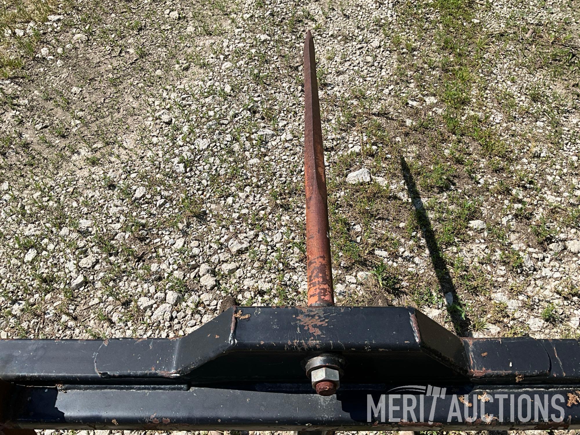 GB loader mounted bale spear