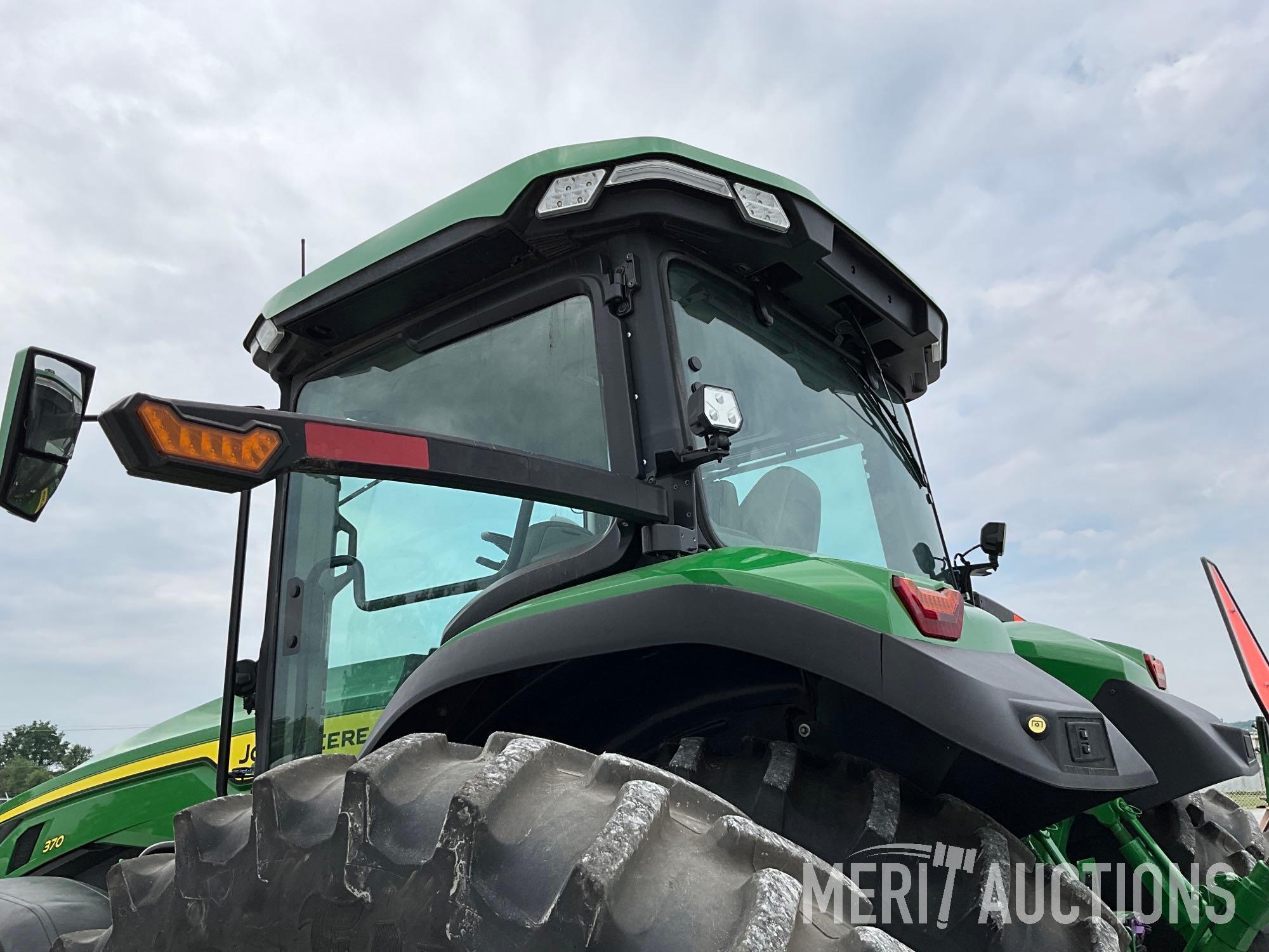 2022 John Deere 8R 370 MFWD Tractor