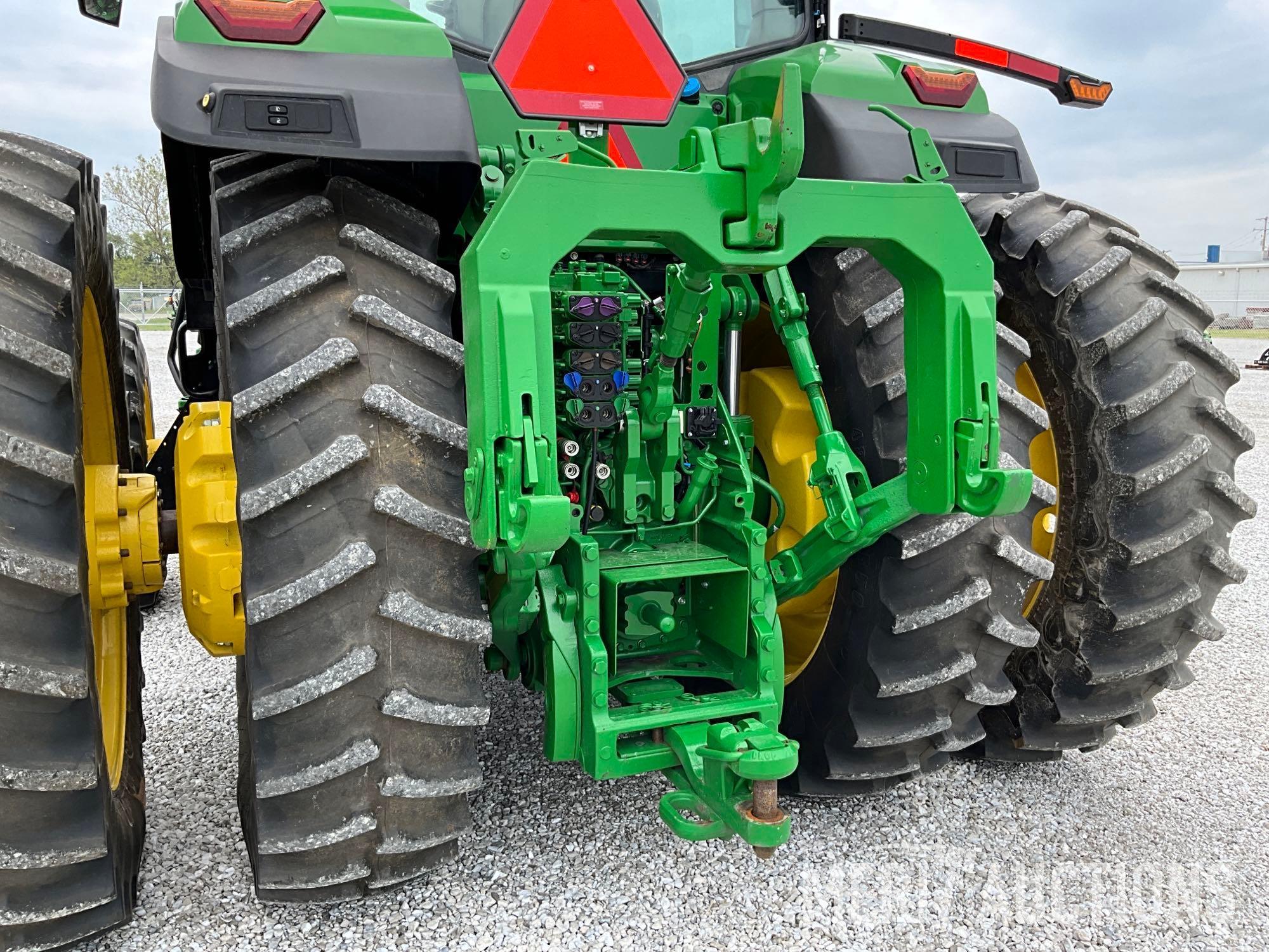 2022 John Deere 8R 370 MFWD Tractor