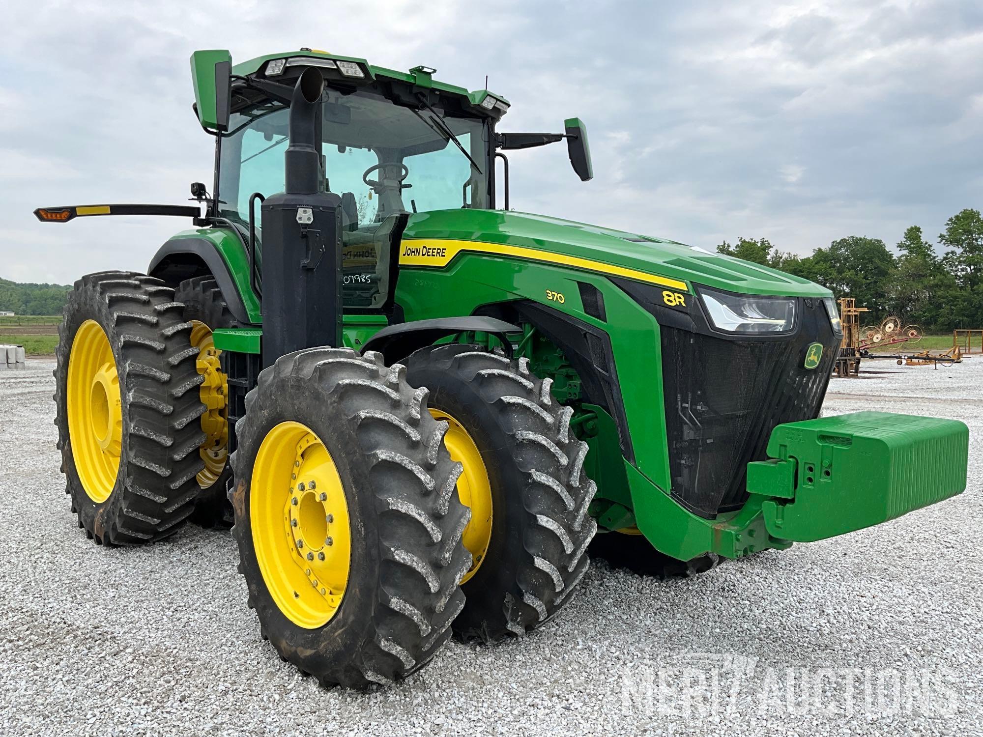 2022 John Deere 8R 370 MFWD Tractor