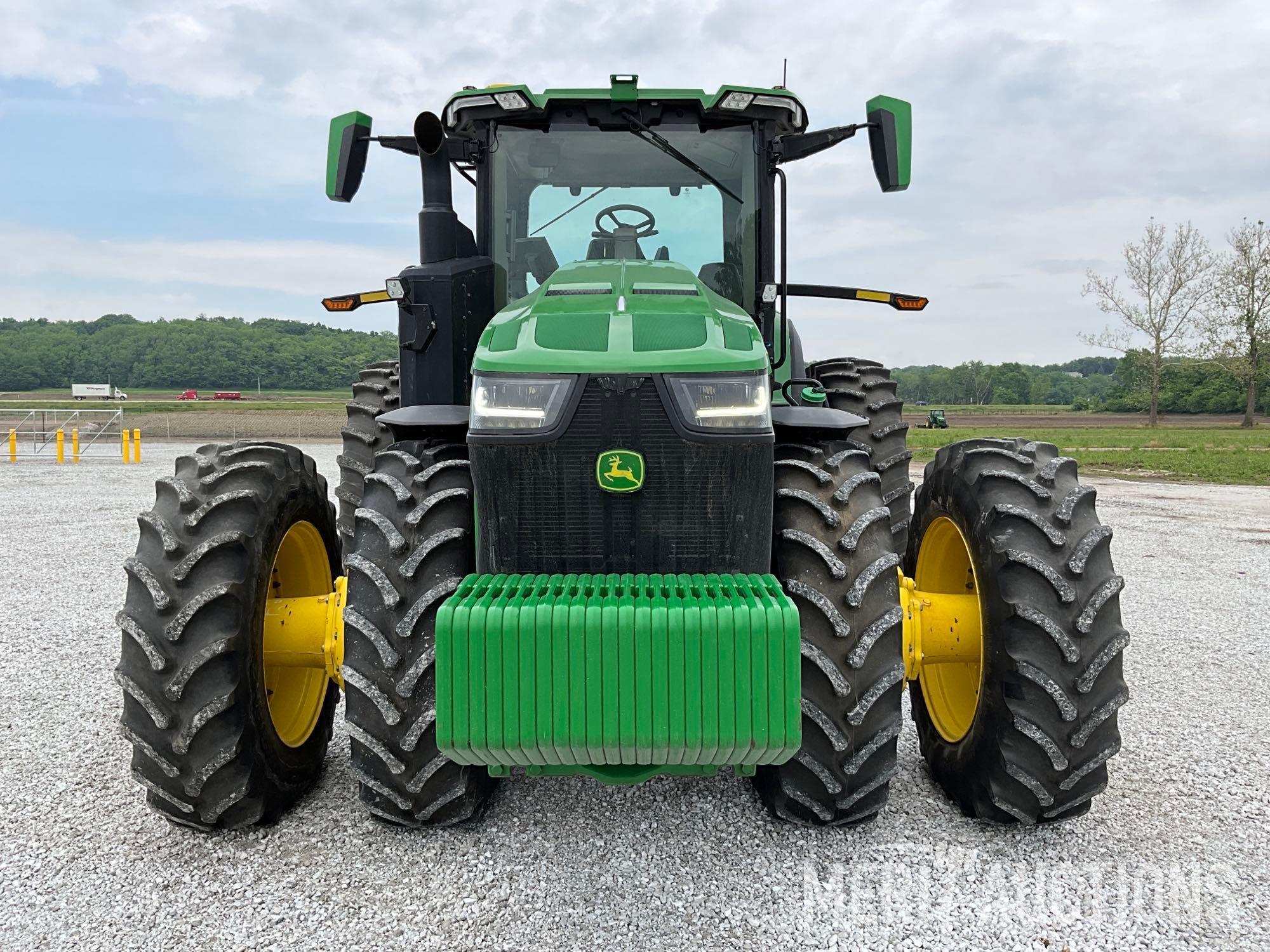 2022 John Deere 8R 370 MFWD Tractor