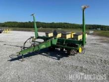 John Deere 7000 4 row 30in. Planter