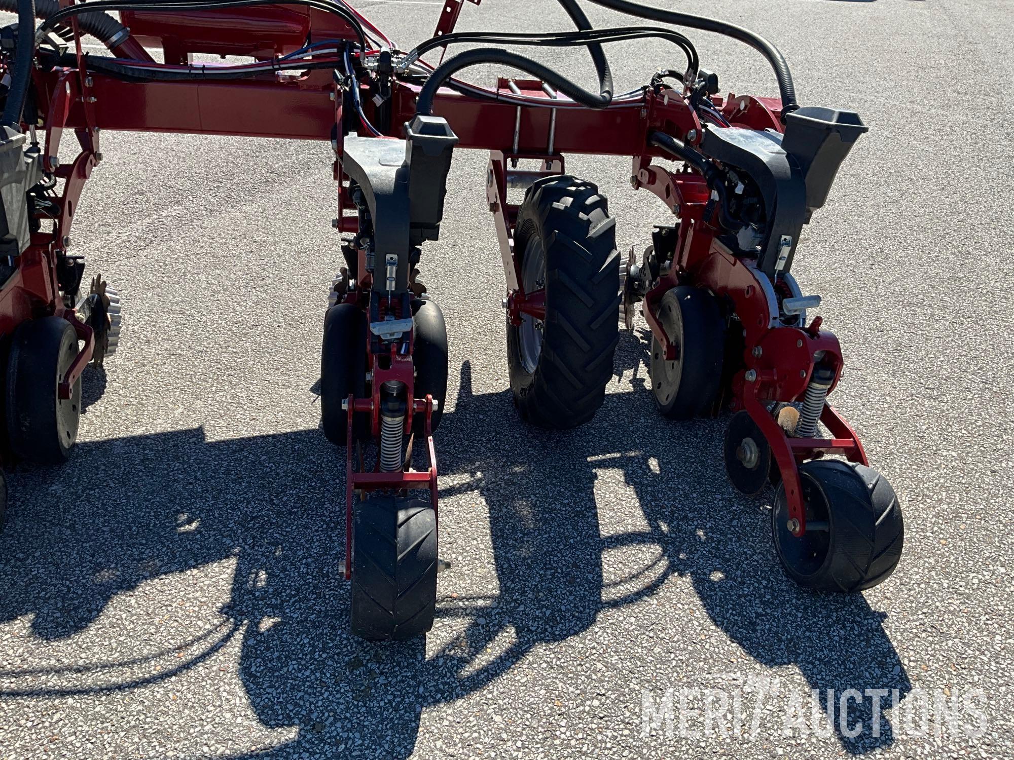 2020 Case IH Early Riser 2130 Bulk Fill Stack Fold Planter