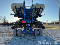 2014 Kinze 3700 ASD Bulk Fill 24 Row Front Fold Planter