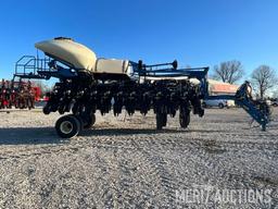 2014 Kinze 3700 ASD Bulk Fill 24 Row Front Fold Planter