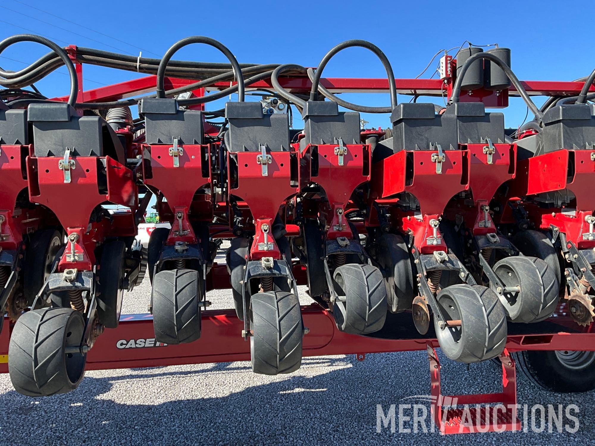 2014 Case IH Early Riser 1245 16/31 Row Bulk Fill Planter?15?/30?Row Spacing