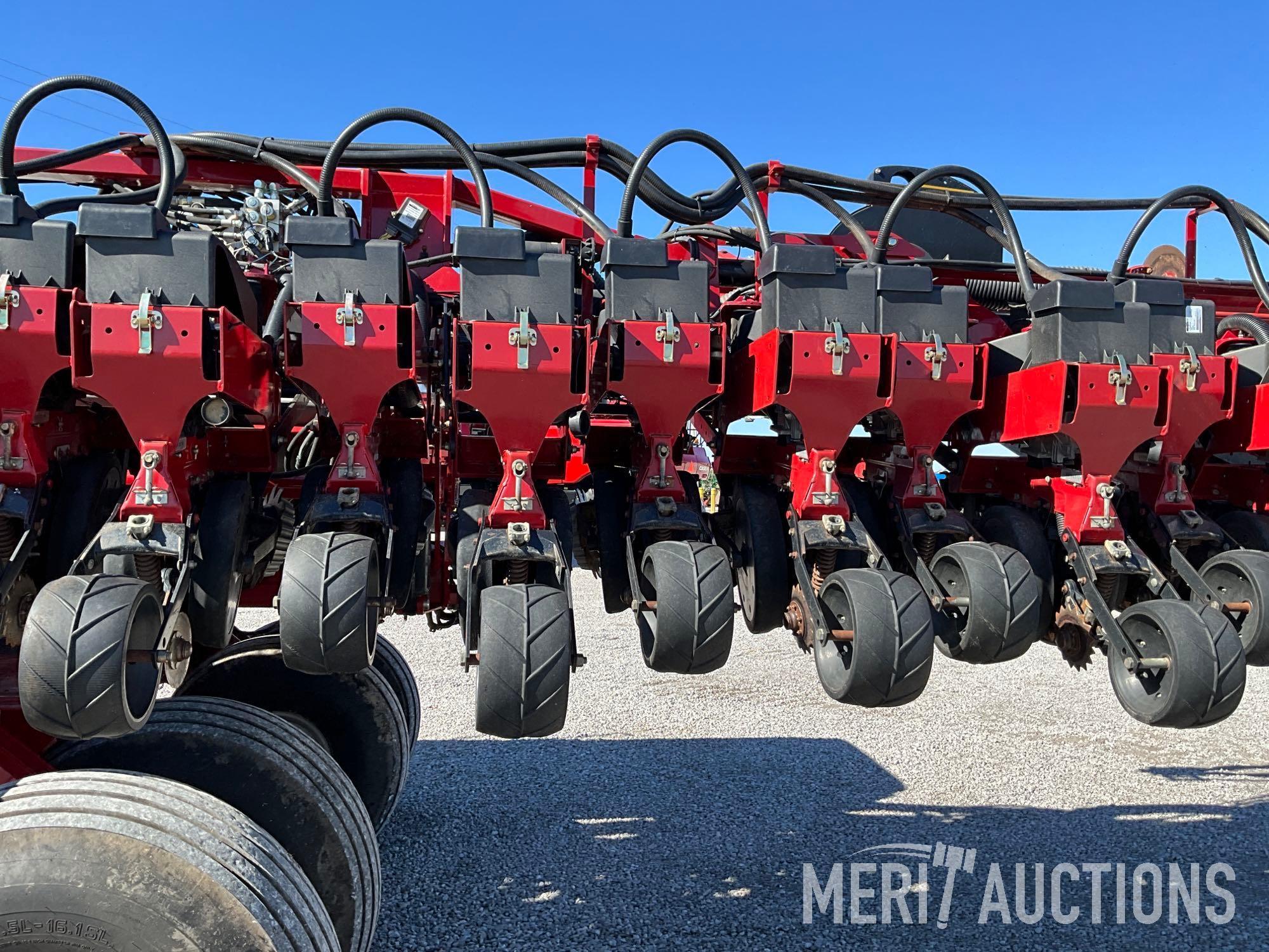 2014 Case IH Early Riser 1245 16/31 Row Bulk Fill Planter?15?/30?Row Spacing