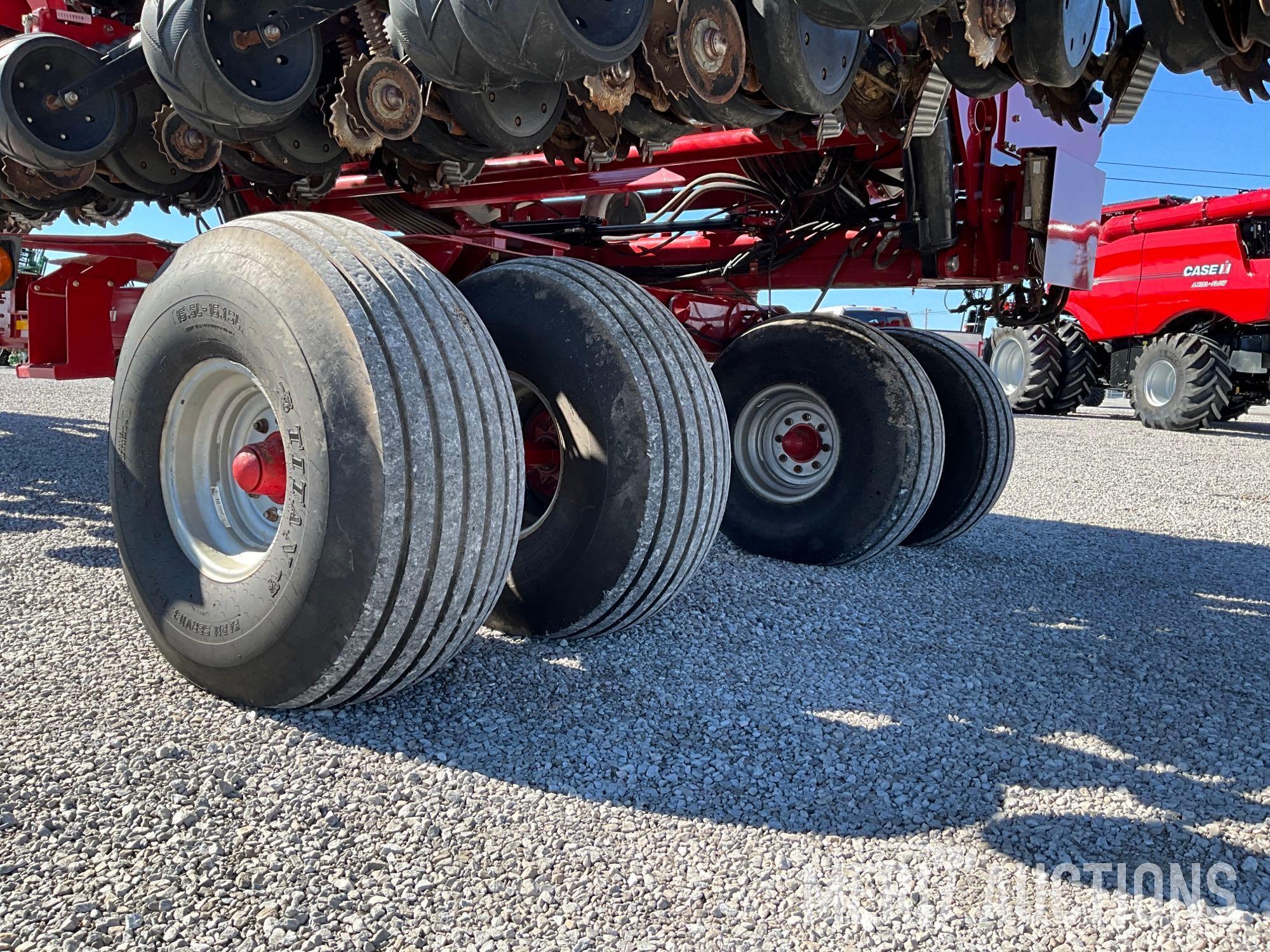2014 Case IH Early Riser 1245 16/31 Row Bulk Fill Planter?15?/30?Row Spacing