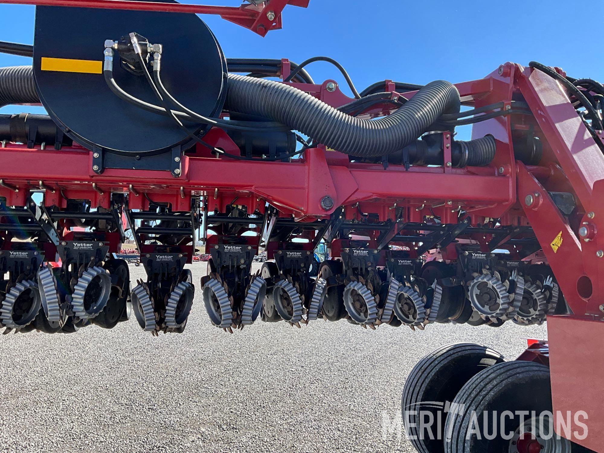 2014 Case IH Early Riser 1245 16/31 Row Bulk Fill Planter?15?/30?Row Spacing