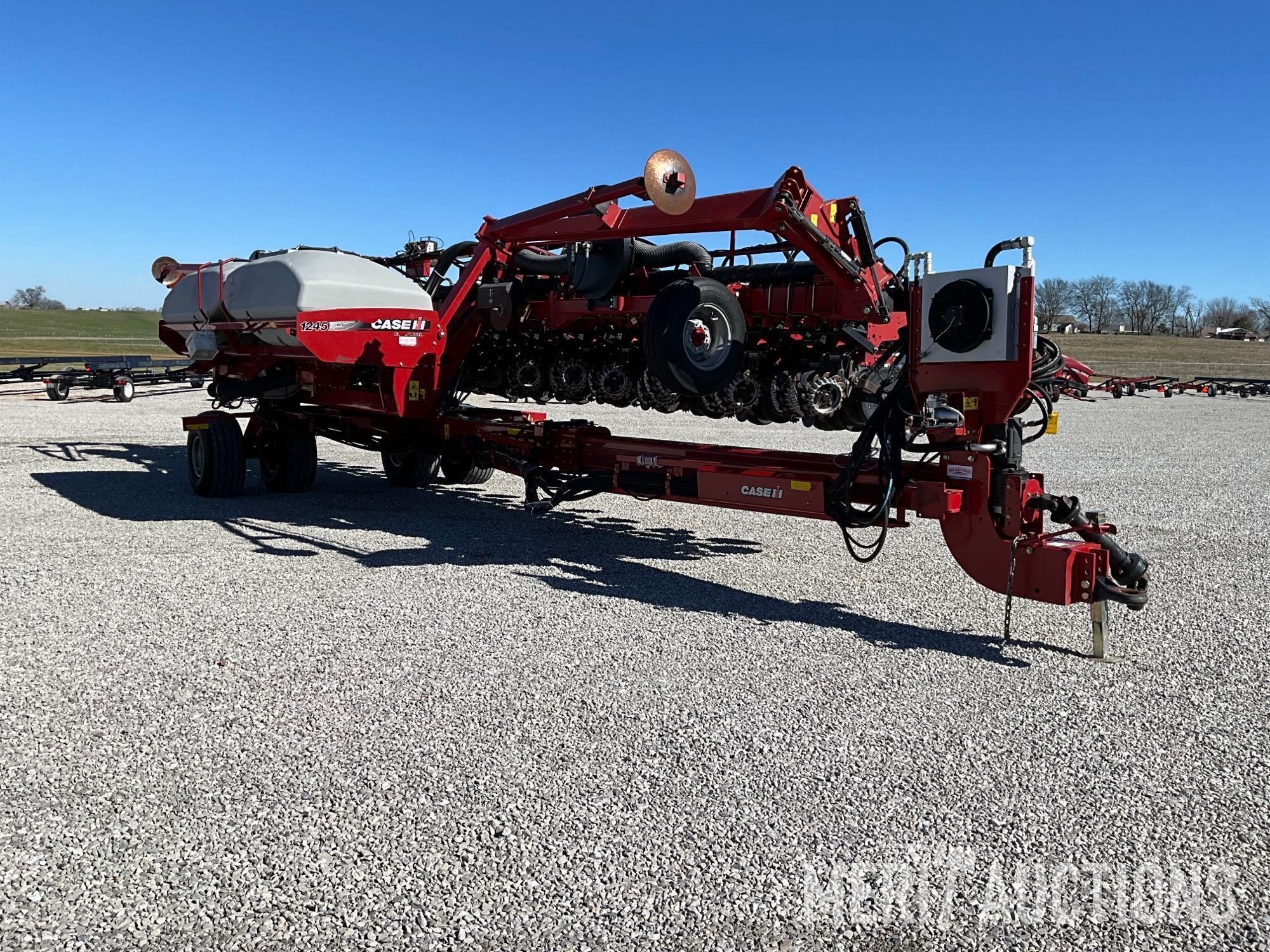 2014 Case IH Early Riser 1245 16/31 Row Bulk Fill Planter?15?/30?Row Spacing