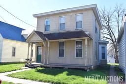 PARCEL 4- 825/827 Oak Street Burlington, IA