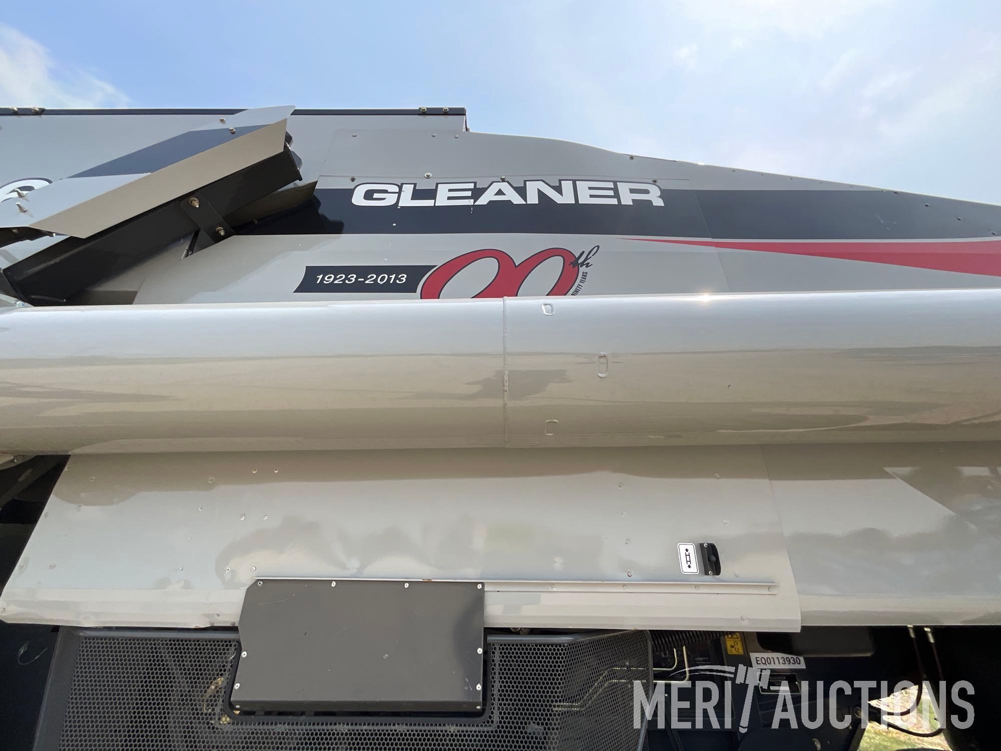 2013 Gleaner S67 Combine