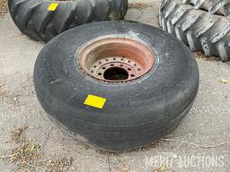 Tire on 10 bolt rim