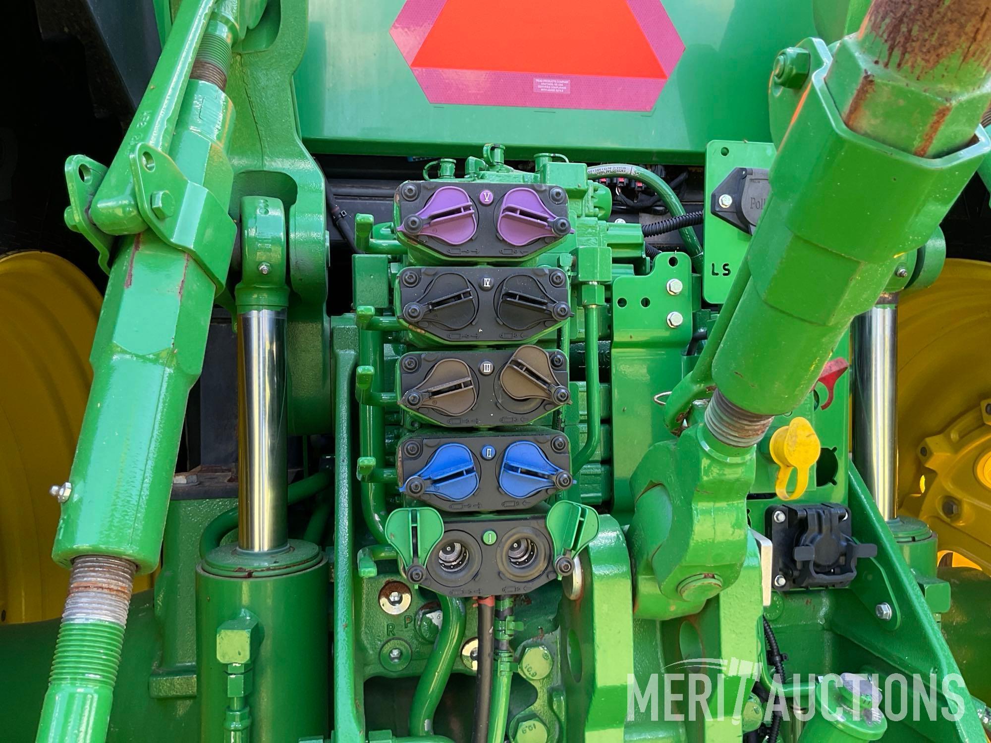 2023 John Deere 8R340